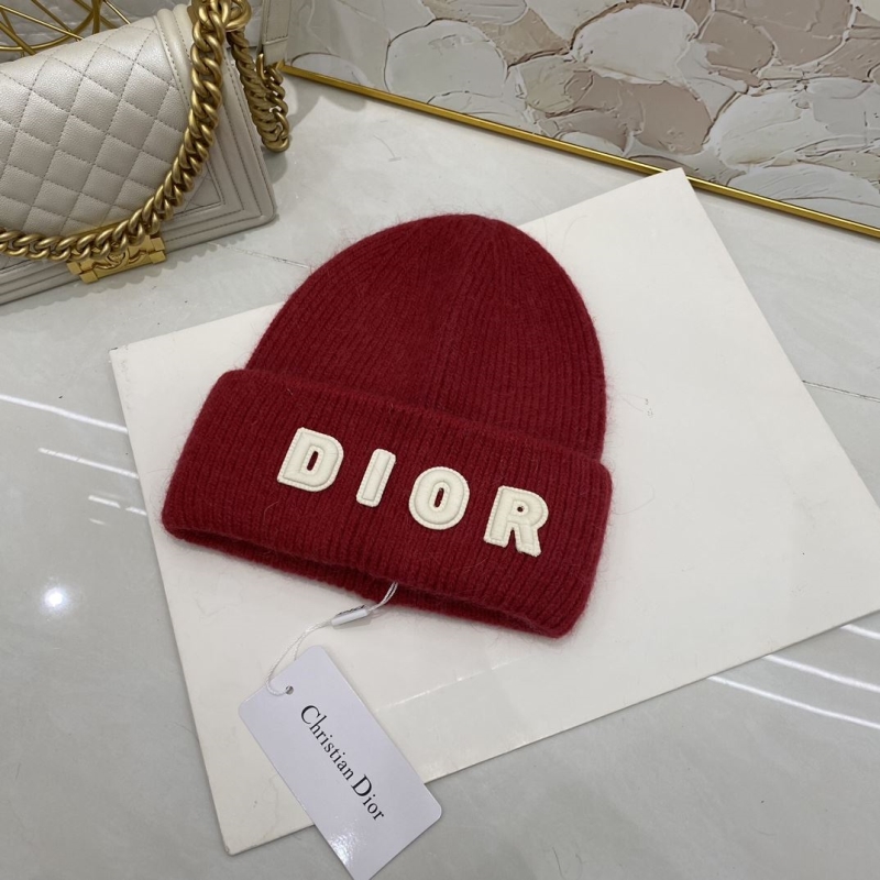 CHRISTIAN DIOR